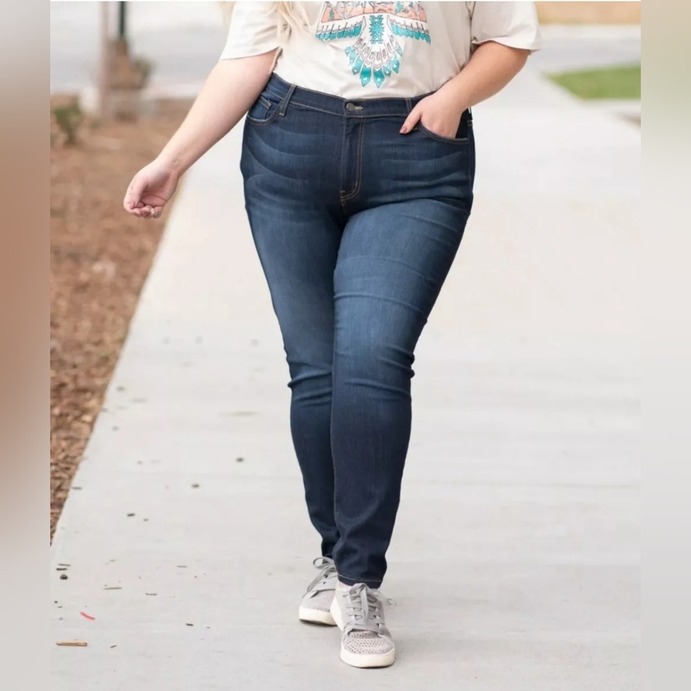 Judy Blue Plus Size Piper Mid-Rise Skinny Women's sz 2XL Blue Denim Jeans